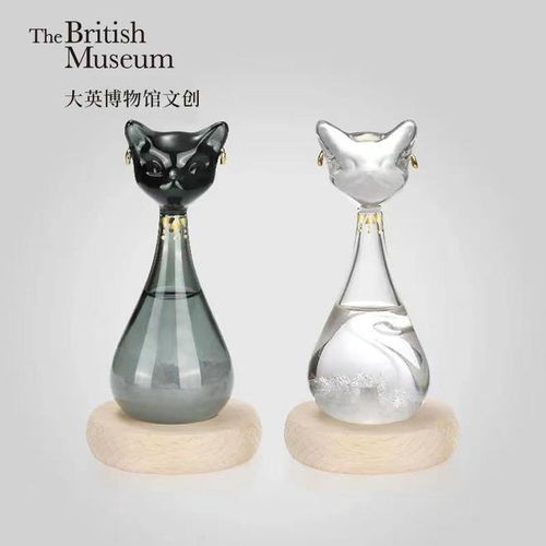 文藝評論丨 綠馬 走紅,丑萌 魔性 挑戰博物館文創